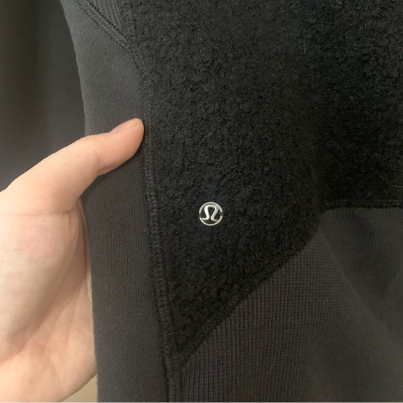 Lululemon Stand Out Sherpa Jacket in Black Size 2 W4AKOS - Picture 14 of 16